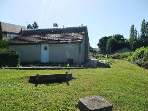 Maisons de vacances Pavillon confortable dans la Vallee de l-Ognon - FR-1-583-413 : photos des chambres