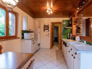 Maisons de vacances Gite chaleureux dans les Vosges avec cheminee - FR-1-583-437 : photos des chambres