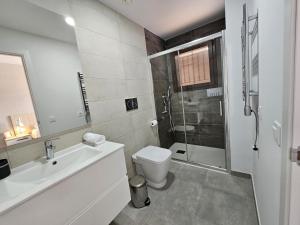 Apartamento encantador con piscina compartida a 500m de la playa - ES-376-16