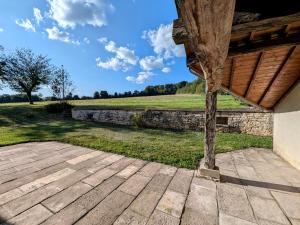 Maisons de vacances Maison spacieuse pres de Vesoul avec cheminee, ideale pour familles - FR-1-583-434 : photos des chambres