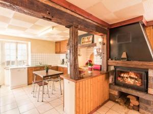 Gîte authentique 5 pers avec cheminée et jardin - FR-1-583-424