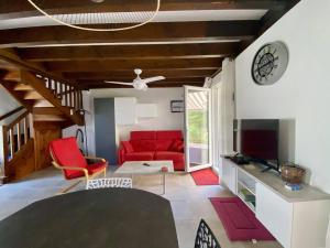 Maisons de vacances Maison mitoyenne charmante, 3 pieces, 4 pers., parking, wifi, pres centre-ville - FR-1-495-152 : photos des chambres
