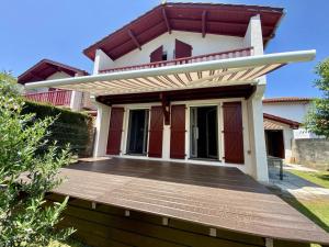 Maisons de vacances Maison mitoyenne charmante, 3 pieces, 4 pers., parking, wifi, pres centre-ville - FR-1-495-152 : photos des chambres