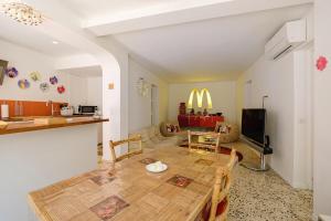 Villa avec piscine plus appartement indépendant