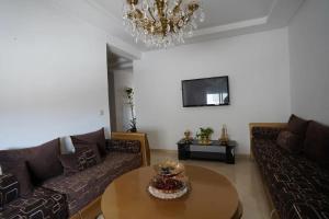 256 apartment in Martil Modern 2 bedroom day rental two-bedroom apartment in Martils central district