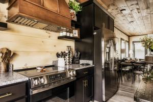 Smith Creek Resort Rooftop Cabins