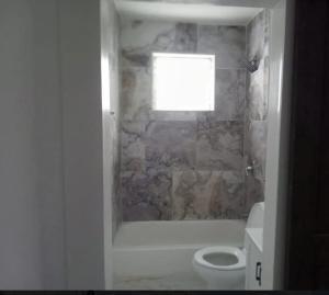 Apartamento a 5 minutos de Brickel no amubleado para estancias largas