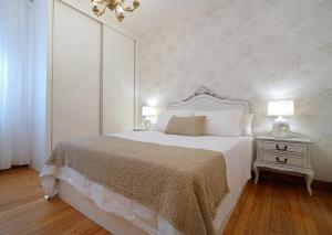 GALIHOST - Enorme casa con gran zona exterior en Cambados