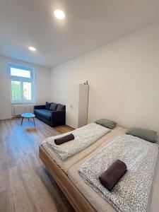 HideOut Apartments