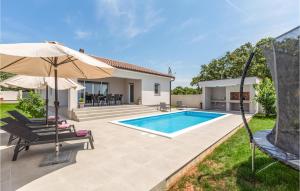 Amazing Home In Galizana With Wifi