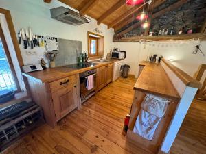 Appartements Chalet Confort 4 Ch, 3 SDB, Proche 3 Vallees, Wifi Gratuit - FR-1-452-58 : photos des chambres