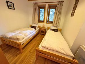 Chalet Confort 4 Ch, 3 SDB, Proche 3 Vallées, Wifi Gratuit - FR-1-452-58