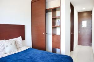 Central, beachside + rooftop winfinity pool