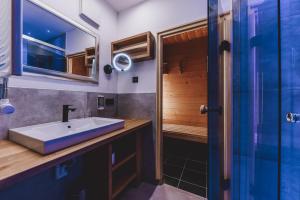 Three-Bedroom Apartment with Sauna room in Margarethenstein Appartement & Restaurant