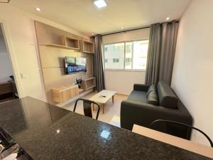 Ap próx ao Shopping com garagem, piscina e ar