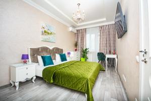 Luxury for business & pleasure Royal 1