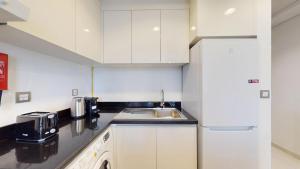 Vacationer Holiday Homes I JVC Gem 1 Bedroom I Free Pool, Gym, Parking & Wi-Fi
