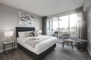 Stylish Penthouse plus Terrace