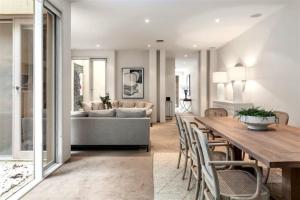 The Ivy (With Car Parking)