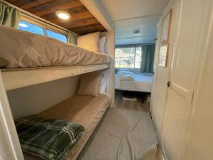 The Albatross-Houseboat DT Knox