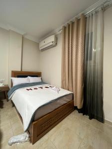 The Pyramids Crypt Inn