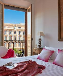 Apartment with Balcony and Square Views room in Lodgingmalaga Plaza Constitucion