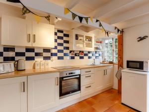 2 bed in Polruan 76624