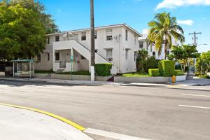 Brickell Stay: Near Beach Downtown Pet-Friendly