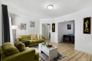 Brickell Stay: Near Beach Downtown Pet-Friendly