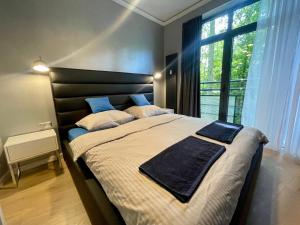 Apartament Navy Blue z tarasem