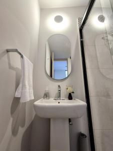 Depa 2º piso ideal familias, calidad y limpieza