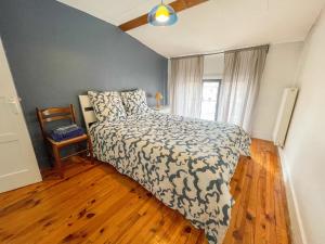 Appartements Le Saint-& Color - WIFI - close to city center - T3 : photos des chambres