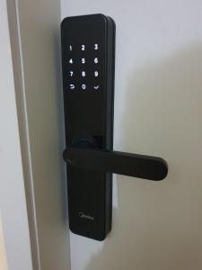 A blue nook the color of the sea