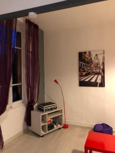 Appartements Studio idealement place, calme et proche centre ville : photos des chambres