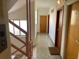 Квартира-студия в центре Лутраки