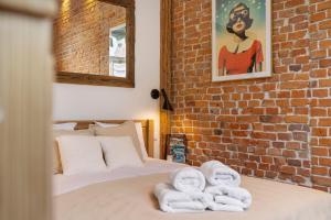 Oak Doors Apartament w Rynku - ProperUNIT