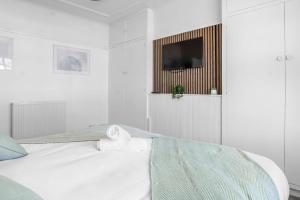 Contractor Stays, Newly Renovated, Free Parking, Sleep 7