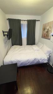 Hotel Room 2