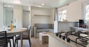Campings Kabana La palmeraie- confort- detente assuree - 7 kms plages : photos des chambres