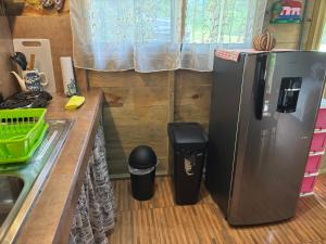 Cabaña Jacaranda #2, junto al río, San Isidro, Pérez Zeledón