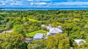 Castillo Colonial Nosara - by Pura Villas