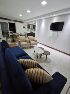 Lujoso y Amplio Departamento