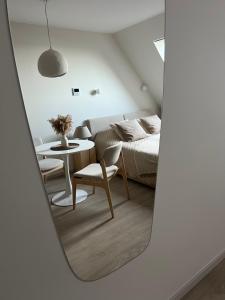 Nida & Sunrise *Self Check-In*