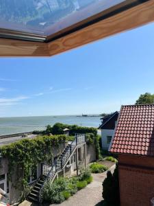 Nida & Sunrise *Self Check-In*