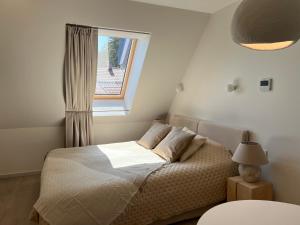 Nida & Sunrise *Self Check-In*