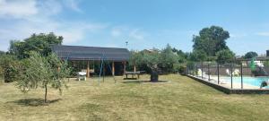 Mas du droulet avec piscine chauffée en Sud Ardèche