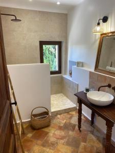 Villas Le Mas a l-ombre des platanes : photos des chambres