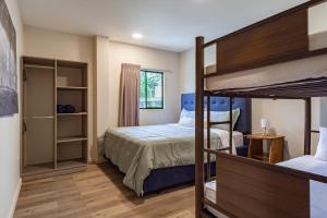 2 Bedroom Apartment with full beds and bunk beds