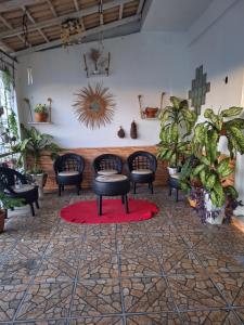 Quarto triplo com banheiro compartilhado