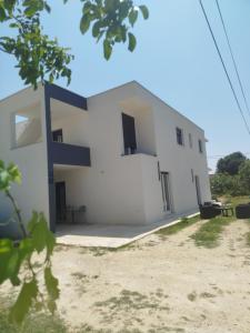 Tina Little Paradise